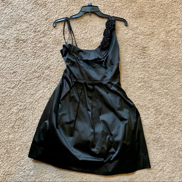 Asymmetrical Little Black Dress Roses Juniors 13 - Picture 1 of 6